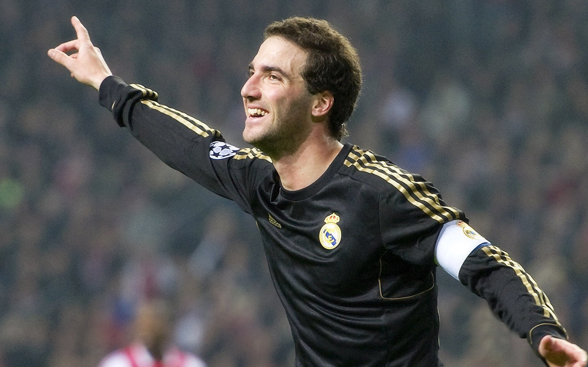 五大联赛史上最伟大10场比赛，你看过几场？，五大联赛夺冠历史最高分